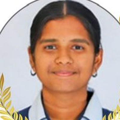 Dhanusri V, Grade 12 topper
